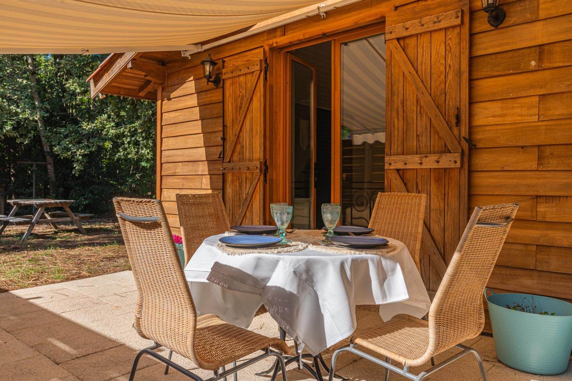 La Maisonnette En Bois Saumos Zewnętrze zdjęcie