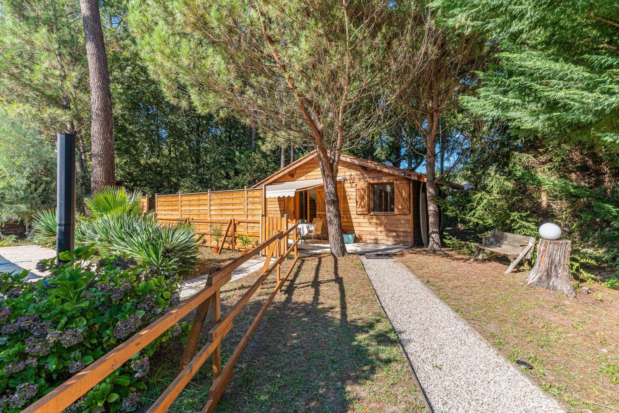 La Maisonnette En Bois Saumos Zewnętrze zdjęcie